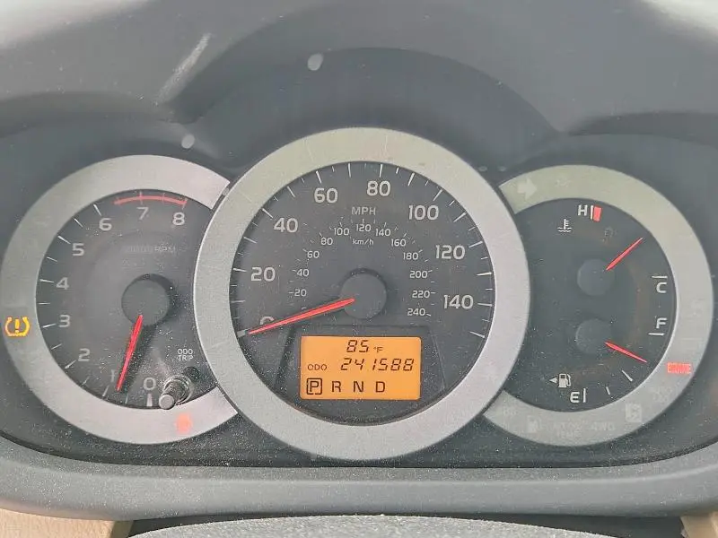 2011 TOYOTA RAV4 LIMITED  
