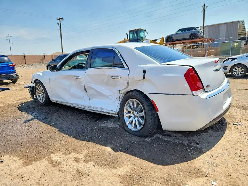 2016 CHRYSLER 300C   