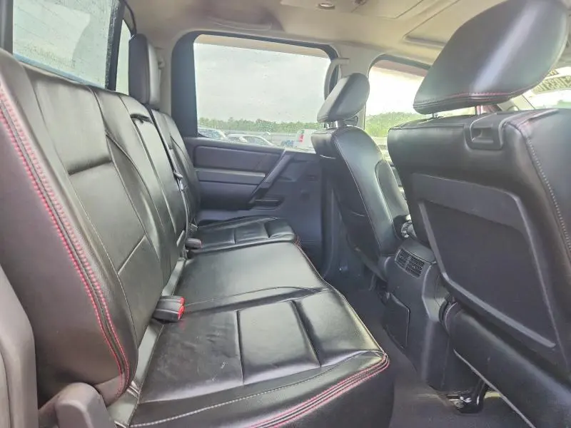 2012 NISSAN TITAN SV  