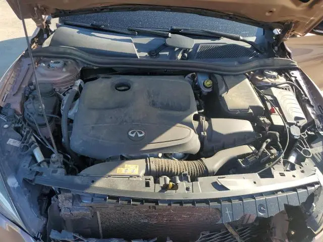 2018 INFINITI QX30 BASE  