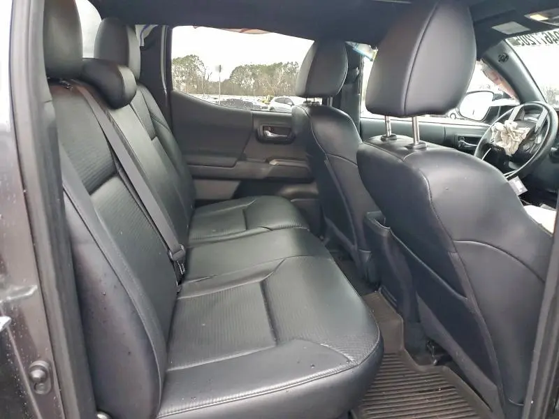 2022 TOYOTA TACOMA DOUBLE CAB  