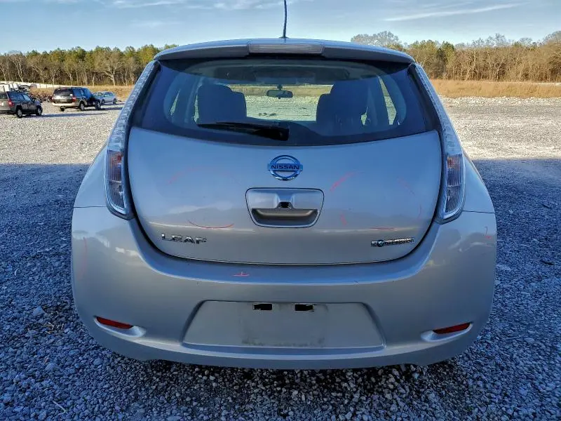 2015 NISSAN LEAF S  