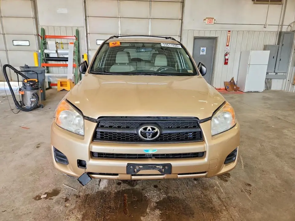 2011 TOYOTA RAV4 BASE  