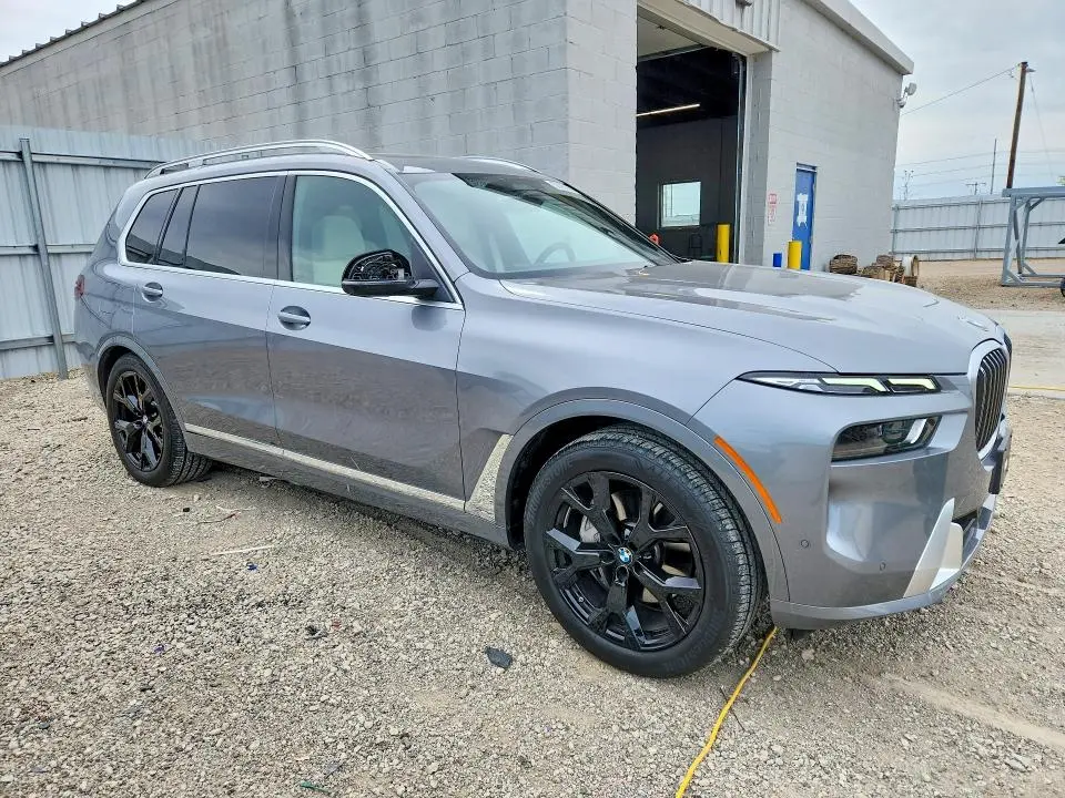 2025 BMW X7 XDRIVE40I  