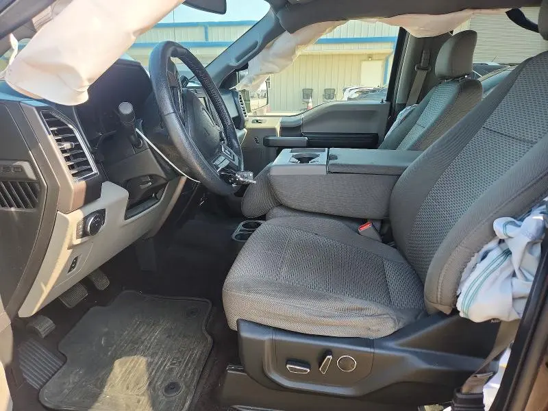 2015 FORD F150XLT   
