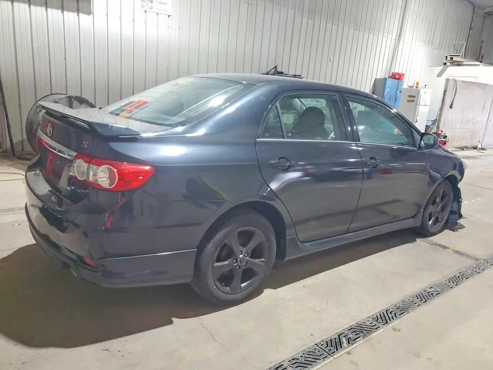 2013 TOYOTA COROLLA S  