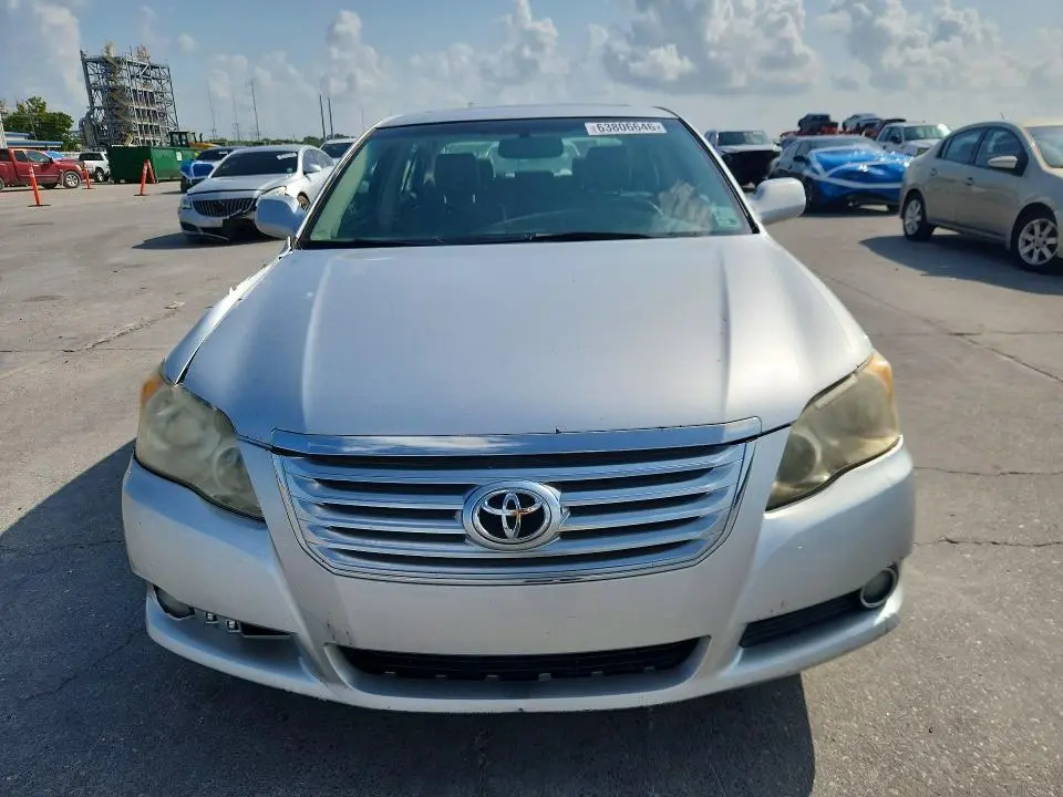 2010 TOYOTA AVALON XLS  