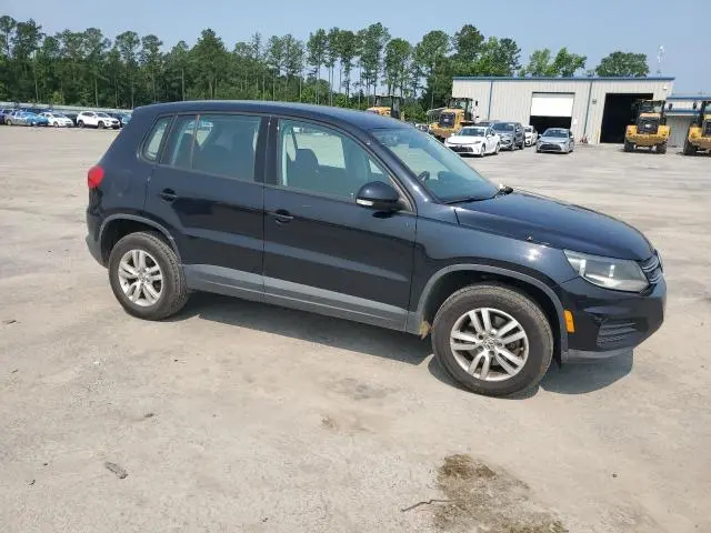 2013 VOLKSWAGEN TIGUAN S  
