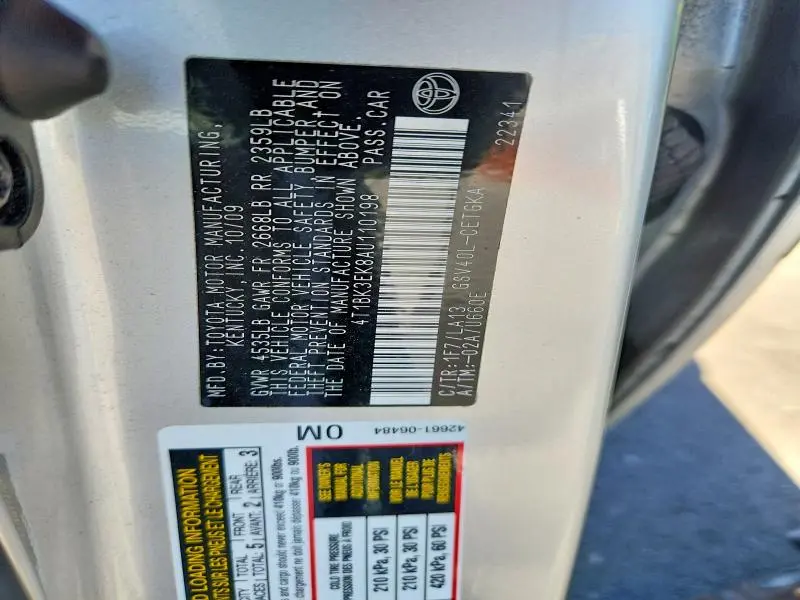 2010 TOYOTA CAMRY XLE V6  