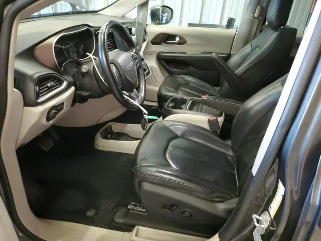 2017 CHRYSLER PACIFICA TOURING L  
