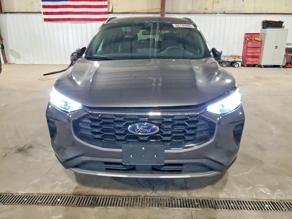 2025 FORD ESCAPE ST LINE  