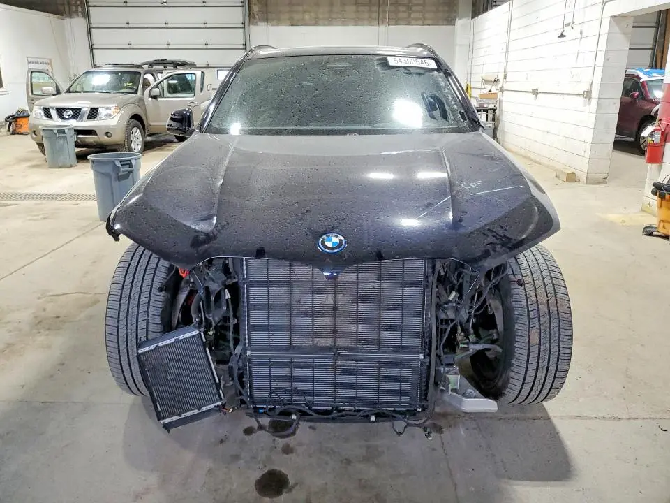 2025 BMW X5 XDRIVE50E  