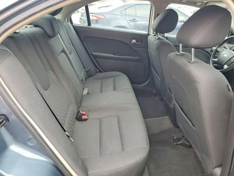 2011 FORD FUSION SE  