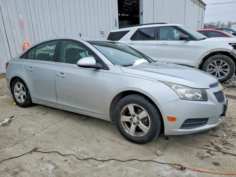 2014 CHEVROLET CRUZE LT  