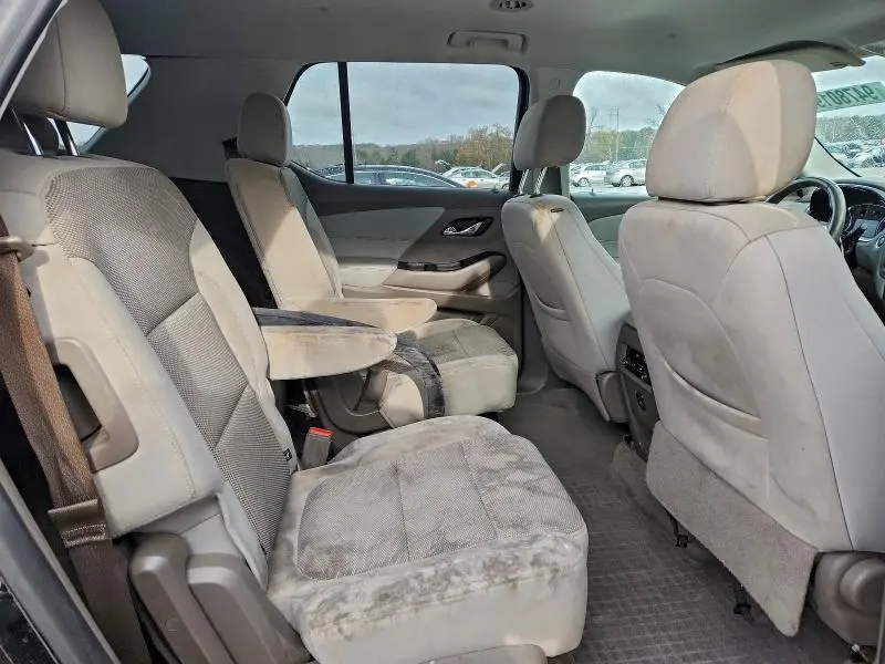 2020 CHEVROLET TRAVERSE LT  