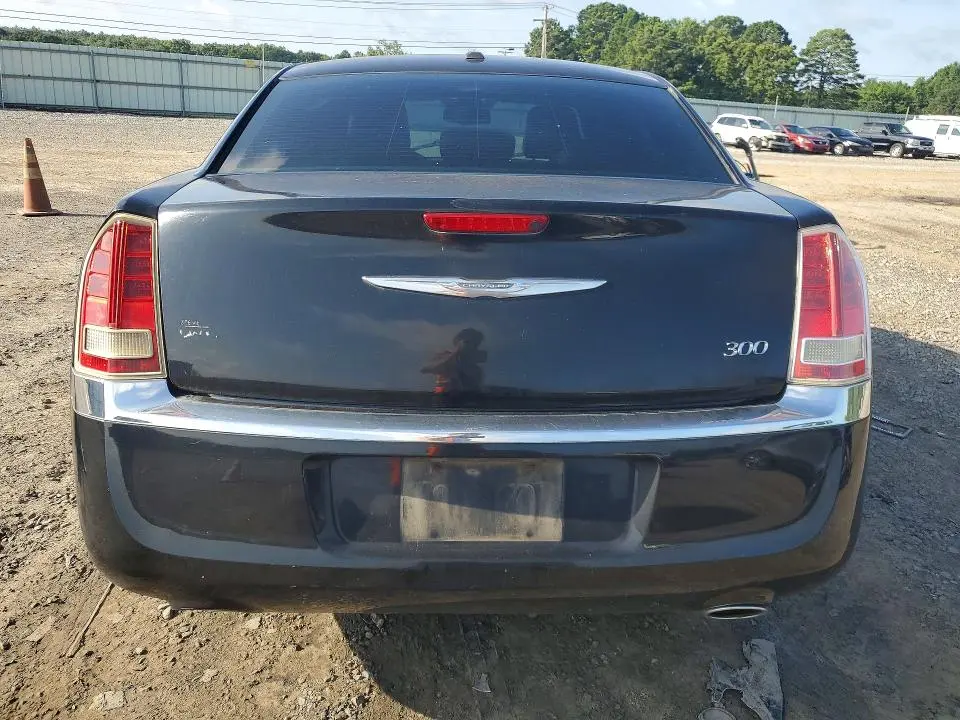 2013 CHRYSLER 300   