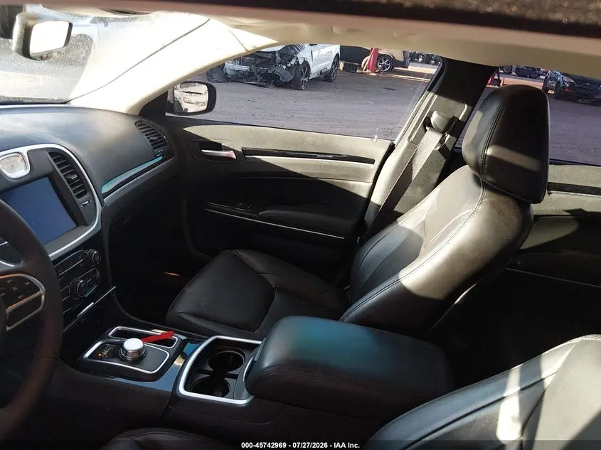 2023 CHRYSLER 300 TOURING L