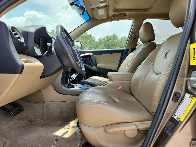 2011 TOYOTA RAV4 BASE  