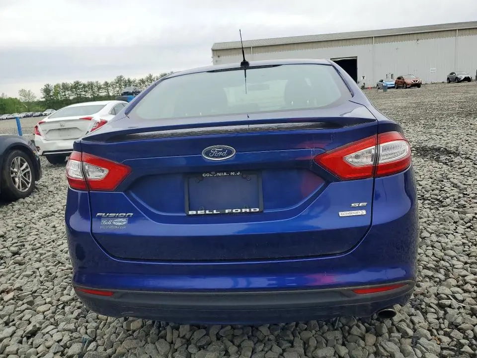 2015 FORD FUSION SE  