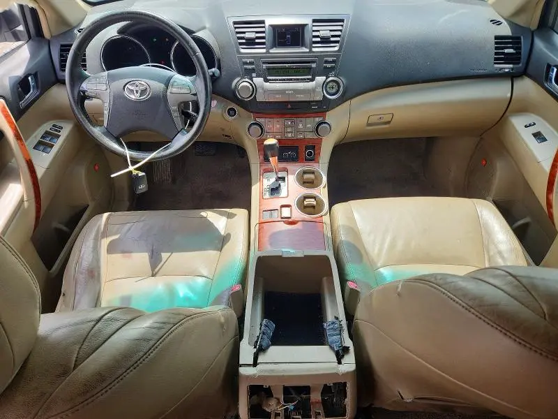 2010 TOYOTA HIGHLANDER LIMITED  