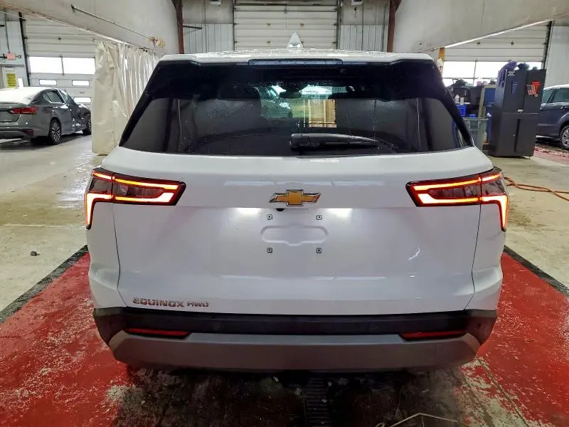 2025 CHEVROLET EQUINOX LT  