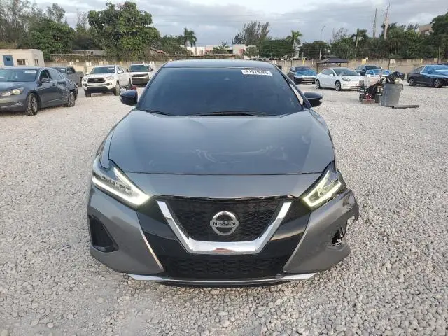 2022 NISSAN MAXIMA SV  