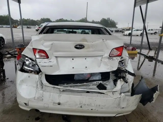 2010 SUBARU LEGACY 2.5I  