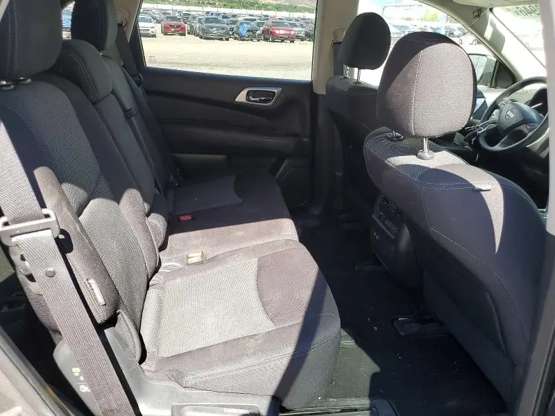 2020 NISSAN PATHFINDER S  