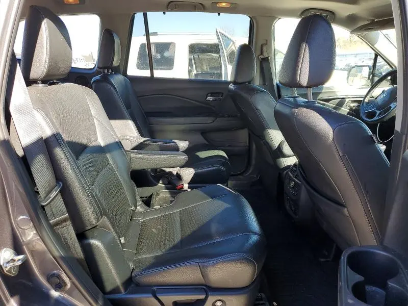 2019 HONDA PILOT ELITE  