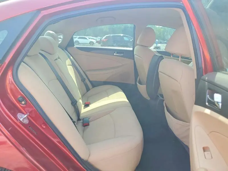 2011 HYUNDAI SONATA GLS  