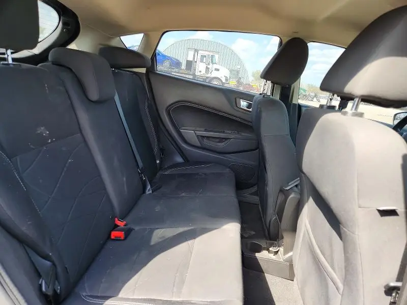 2015 FORD FIESTA SE  