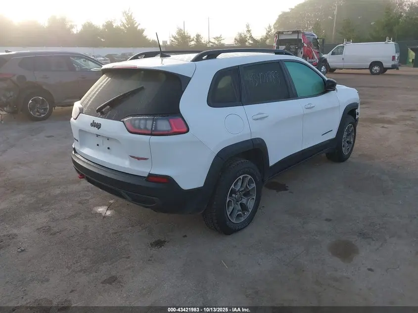 2022 JEEP CHEROKEE TRAILHAWK 4X4