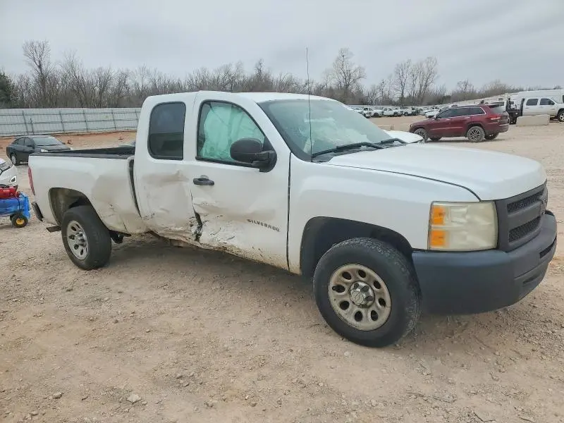 2011 CHEVROLET SILVERADO C1500  