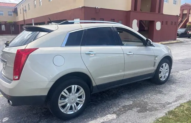 2010 CADILLAC SRX LUXURY COLLECTION  