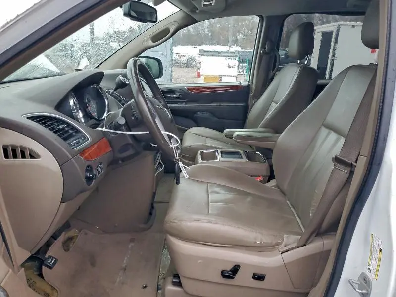 2014 CHRYSLER TOWN & COUNTRY TOURING  