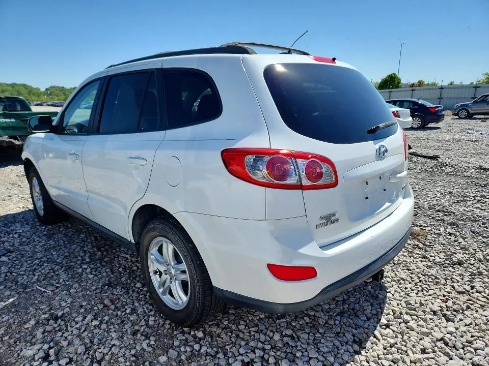 2010 HYUNDAI SANTA FE GLS  