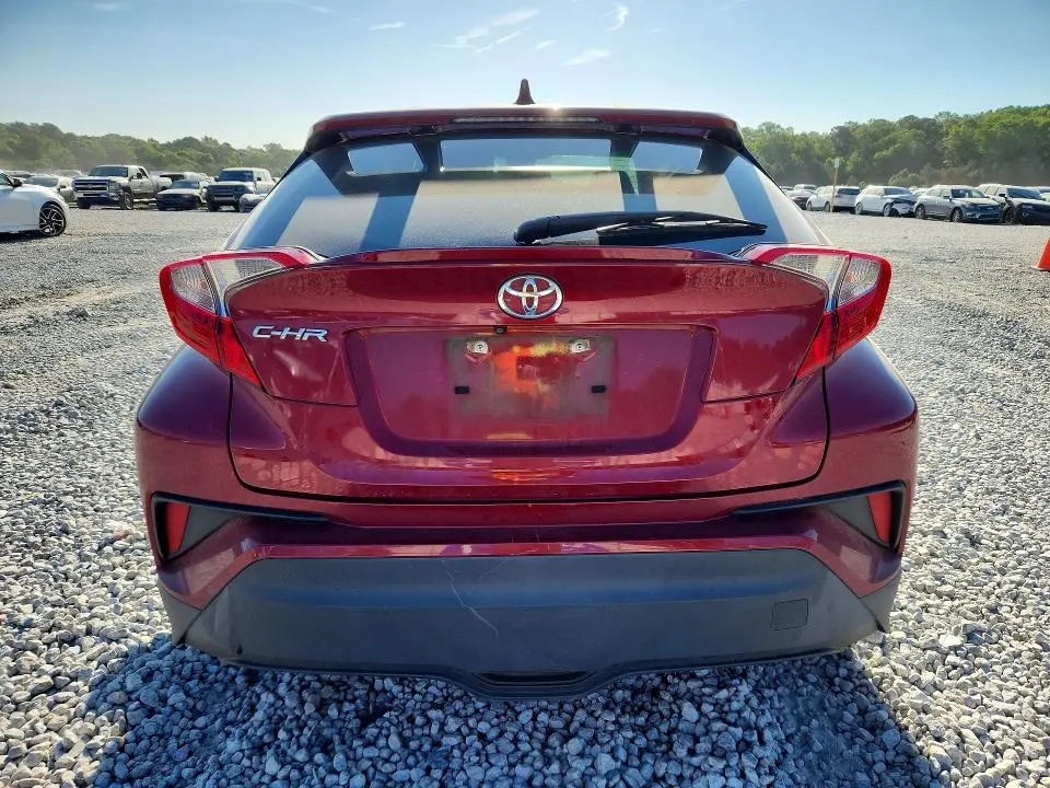 2019 TOYOTA C-HR XLE  