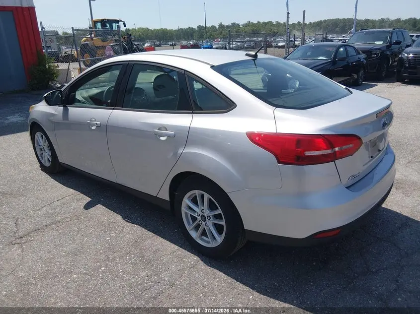 2017 FORD FOCUS SE
