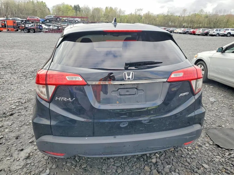 2019 HONDA HR-V LX  