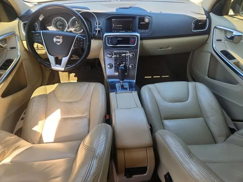 2012 VOLVO S60 T6  