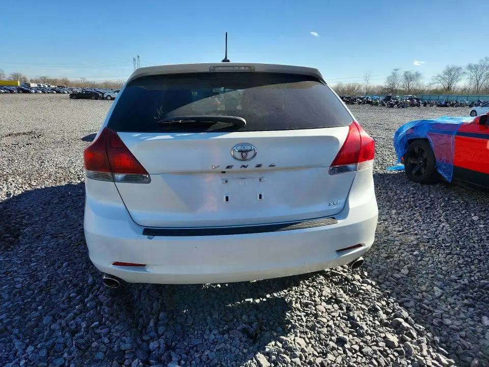 2014 TOYOTA VENZA XLE  