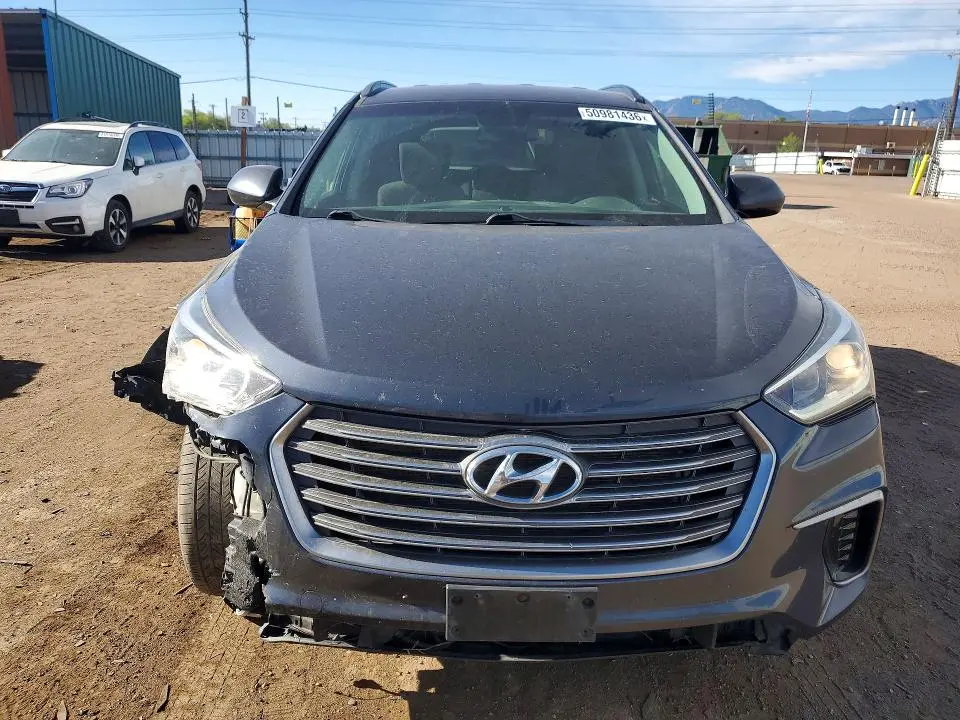 2018 HYUNDAI SANTA FE SE  