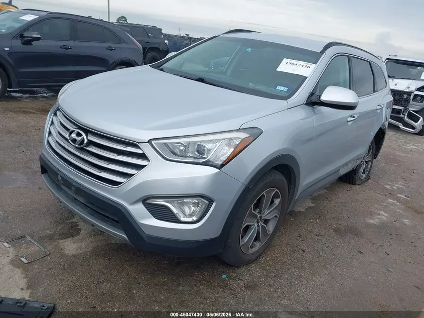 2016 HYUNDAI SANTA FE SE