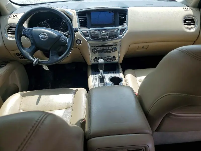 2017 NISSAN PATHFINDER SL  