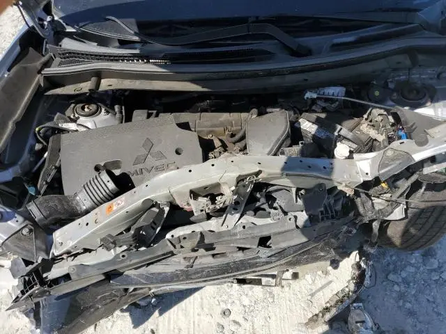 2017 MITSUBISHI OUTLANDER SE  