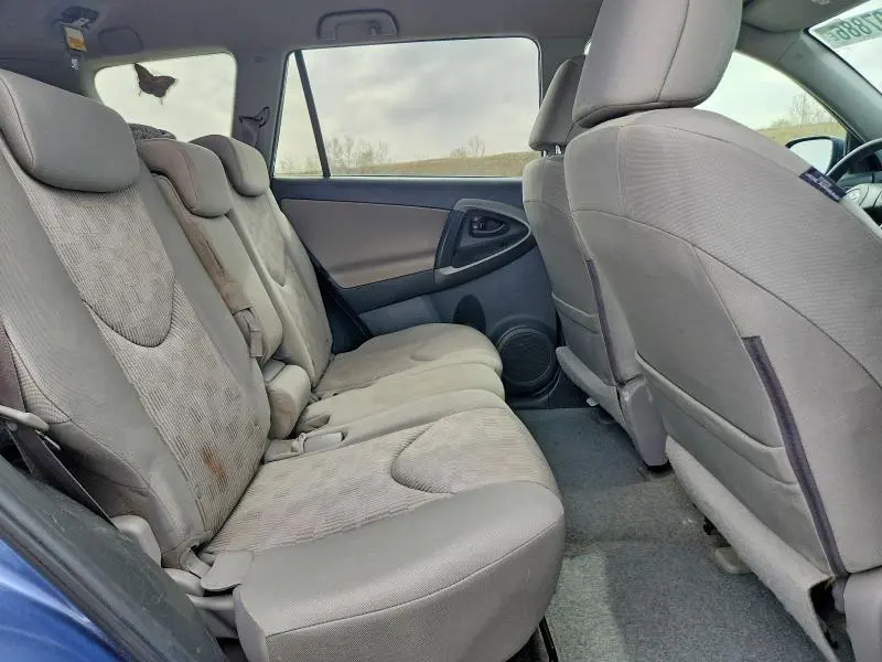 2010 TOYOTA RAV4 BASE  