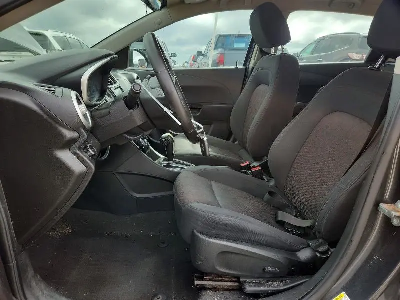 2017 CHEVROLET SONIC LT  