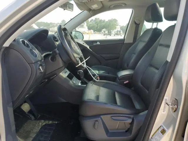 2014 VOLKSWAGEN TIGUAN S  