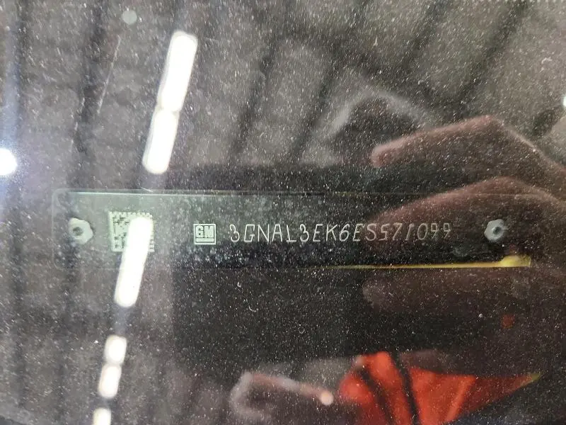 2014 CHEVROLET CAPTIVA LT  