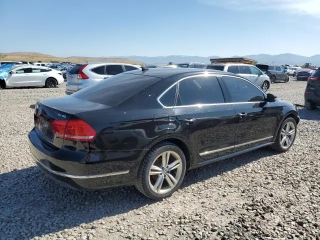 2015 VOLKSWAGEN PASSAT SEL  